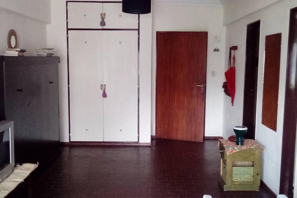 Ambiente Luminoso Y Comodo En Zona Aldrey-gueemes